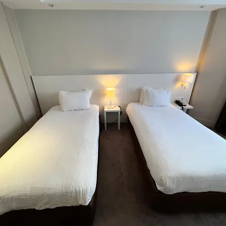 Paris-auteuil By Ihg Paris