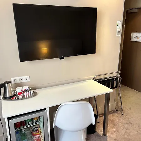 Paris-auteuil By Ihg 3* Παρίσι