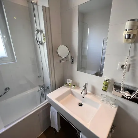 Paris-auteuil By Ihg Hotel Paříž