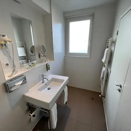 Paris-auteuil By Ihg