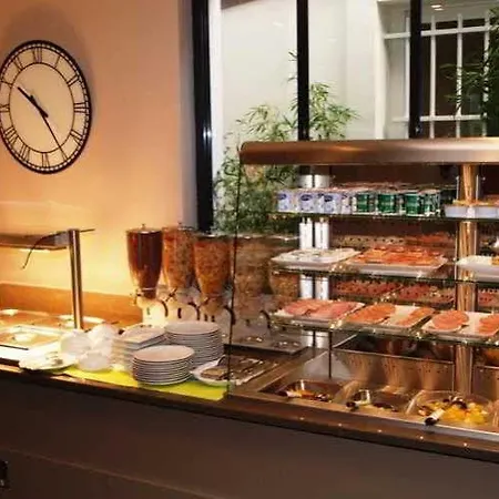 Paris-auteuil By Ihg Париж