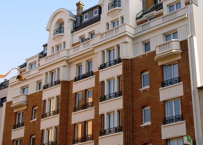 Hotel Paris-auteuil By Ihg