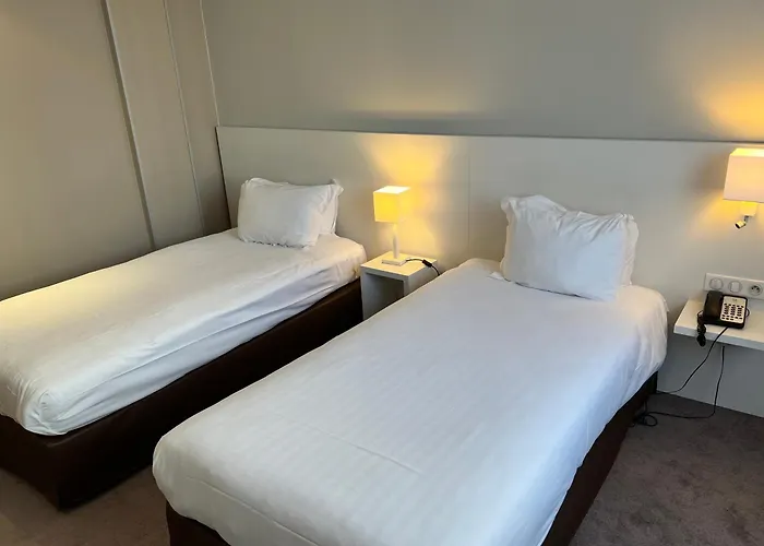 Hotel Paris-auteuil By Ihg